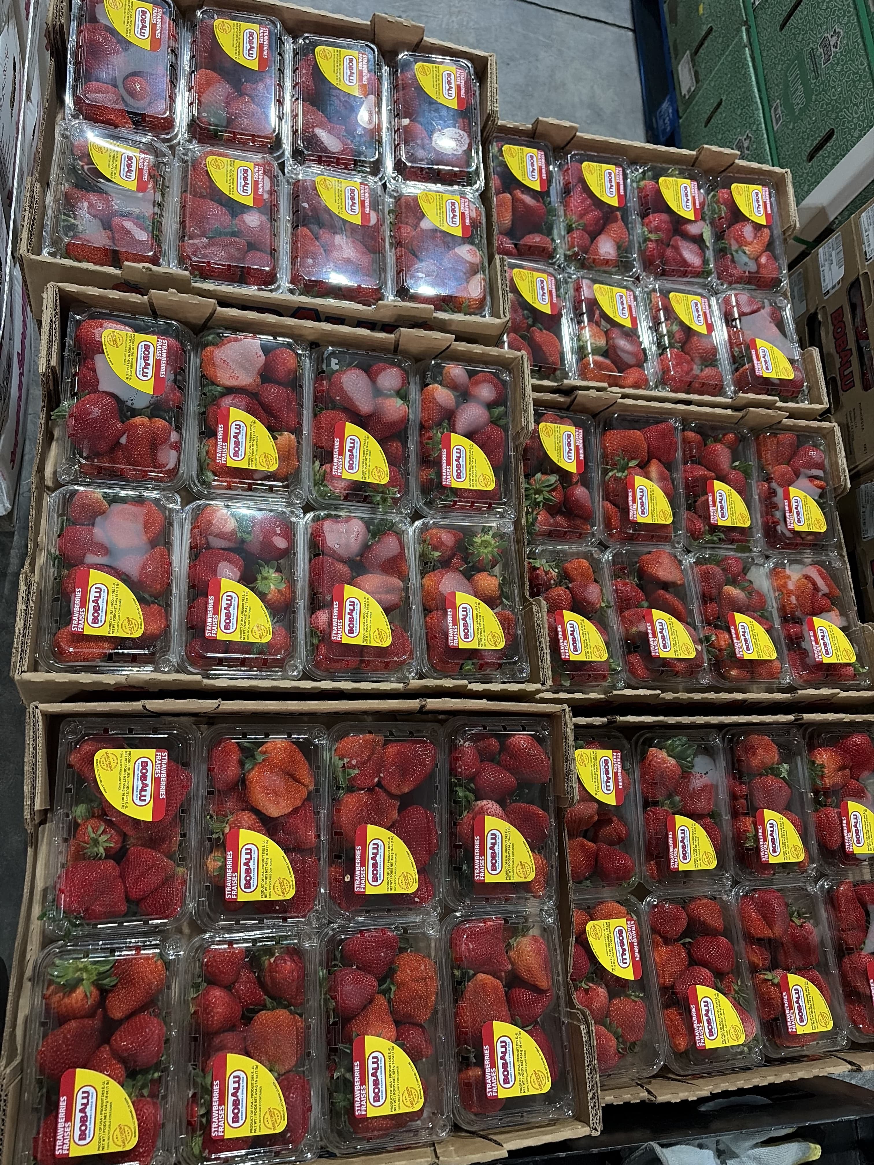 FARM FRESH STRAWBERRIES🍓